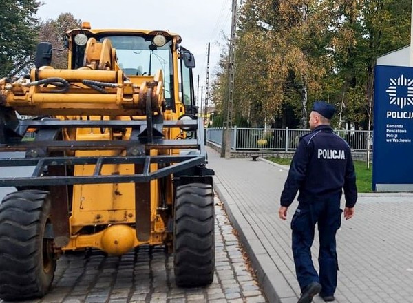 Z placu zniknął sprzęt wart 40 tys. zł. Takiego tłumaczenia policja się nie spodziewała