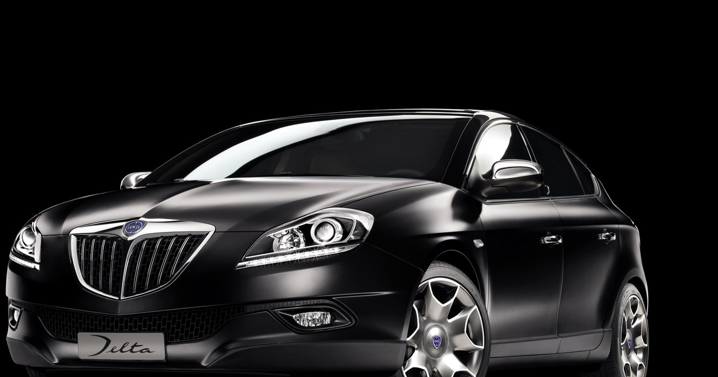 Lancia Delta Hard Black Edition już w sprzedaży
