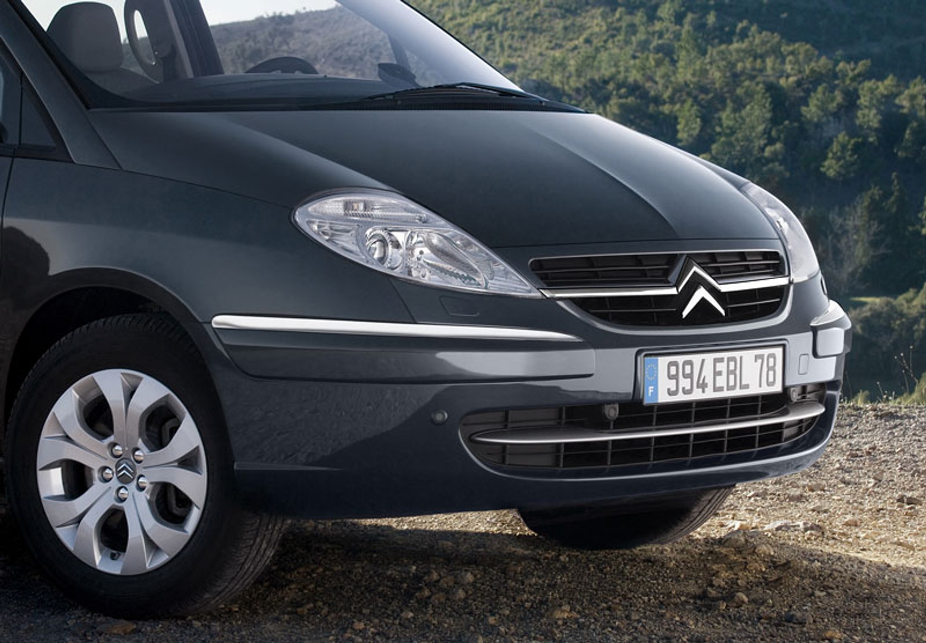 Citroën: unowocześniony C8 już w sprzedaży (dane techniczne, ceny w Polsce)