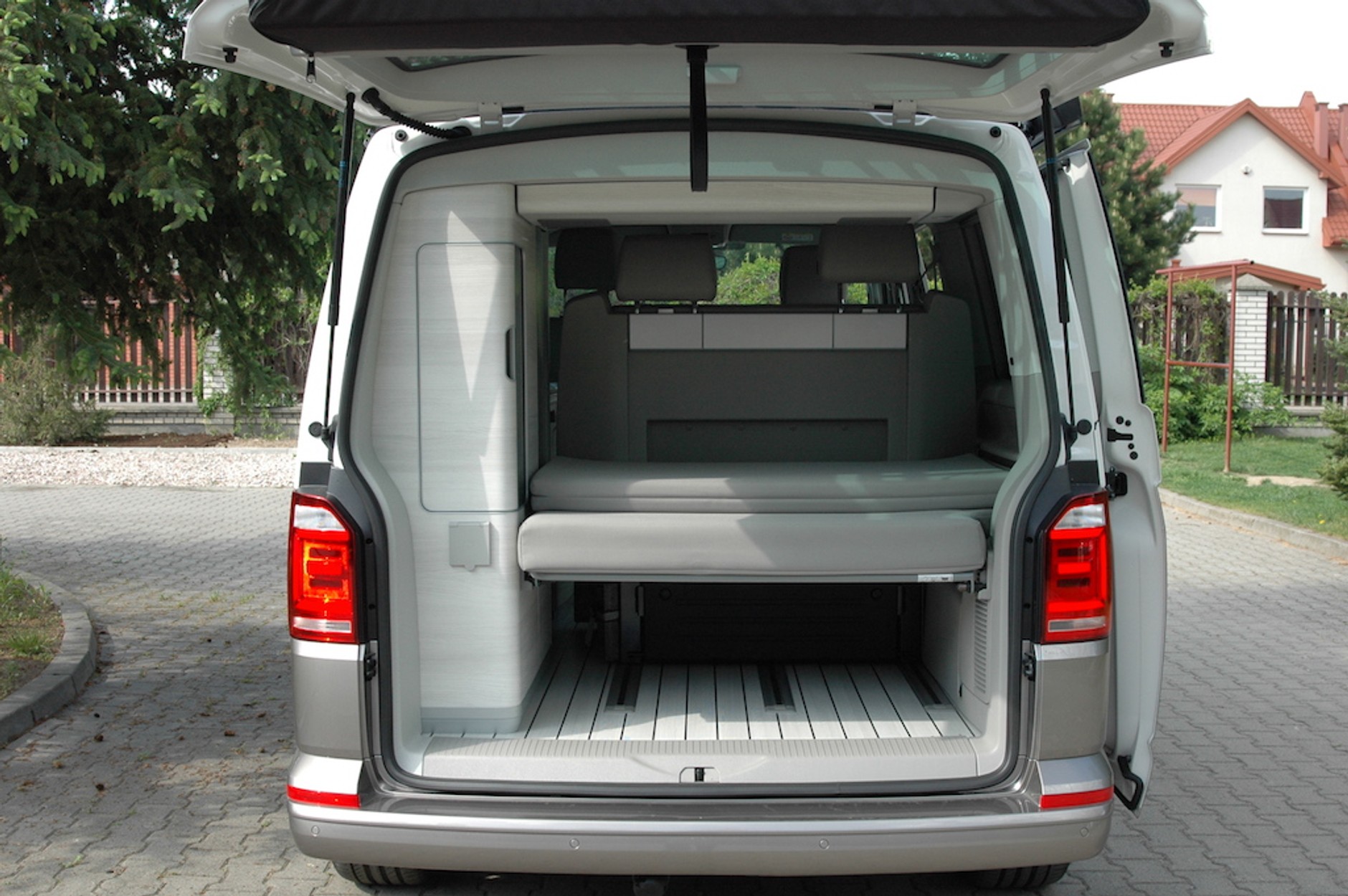 Volkswagen T6 California – nie tylko na wakacyjne wyjazdy