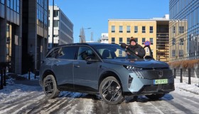 Peugeot e-5008 Dual Motor - test zimowy