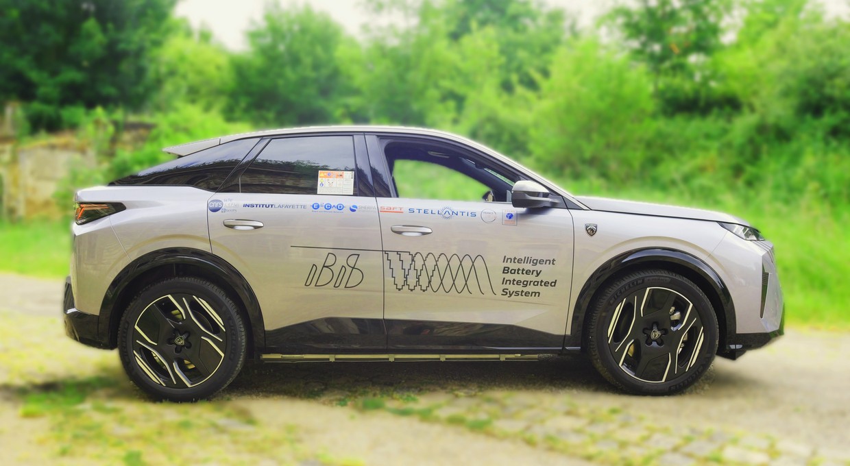 Przełom w świecie elektryków? Stellantis testuje system baterii IBIS