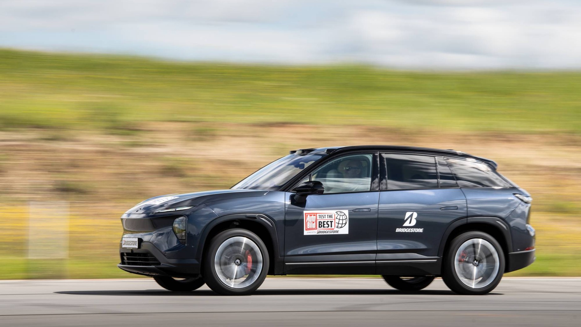 Test the Best – Nio EL 7