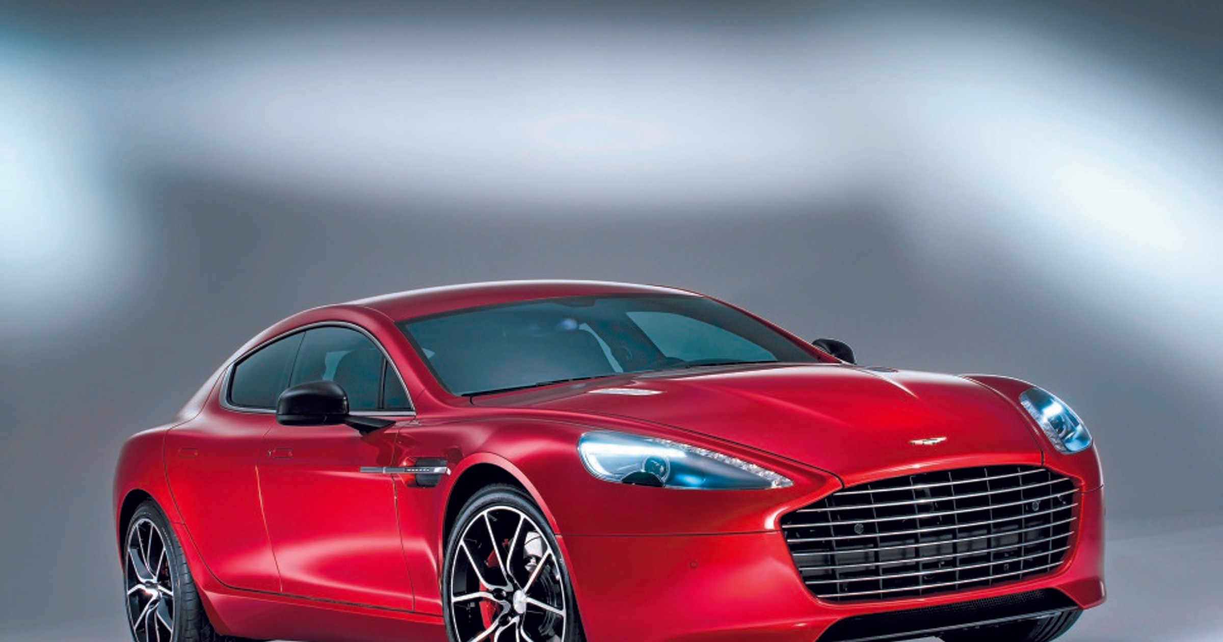 Auta za milion złotych. Kupisz je w polskich salonach