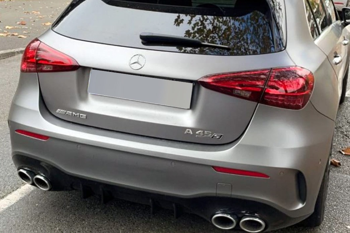 Odzyskany we Francji Mercedes-AMG A45 S z Polski