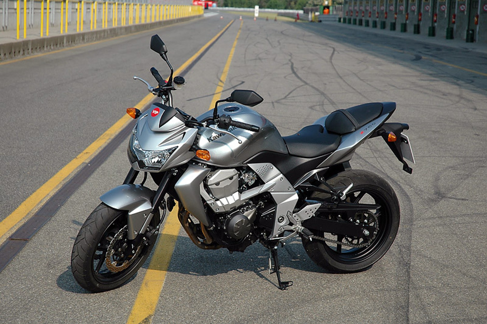 Dzień Kawasaki: tragiczny koniec małej ZX-6R Ninja (+ duża fotogaleria)