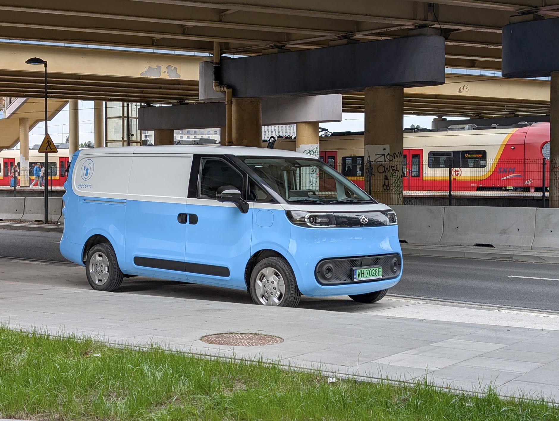 Maxus e-Deliver 5 Furgon L1H1