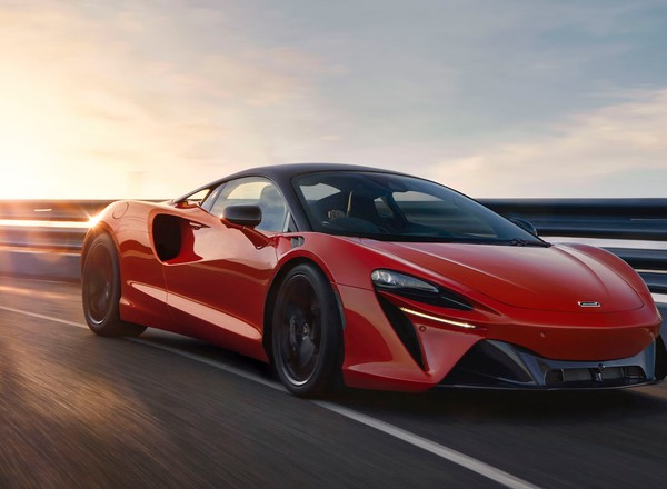 McLaren Artura – hybrydowe superauto