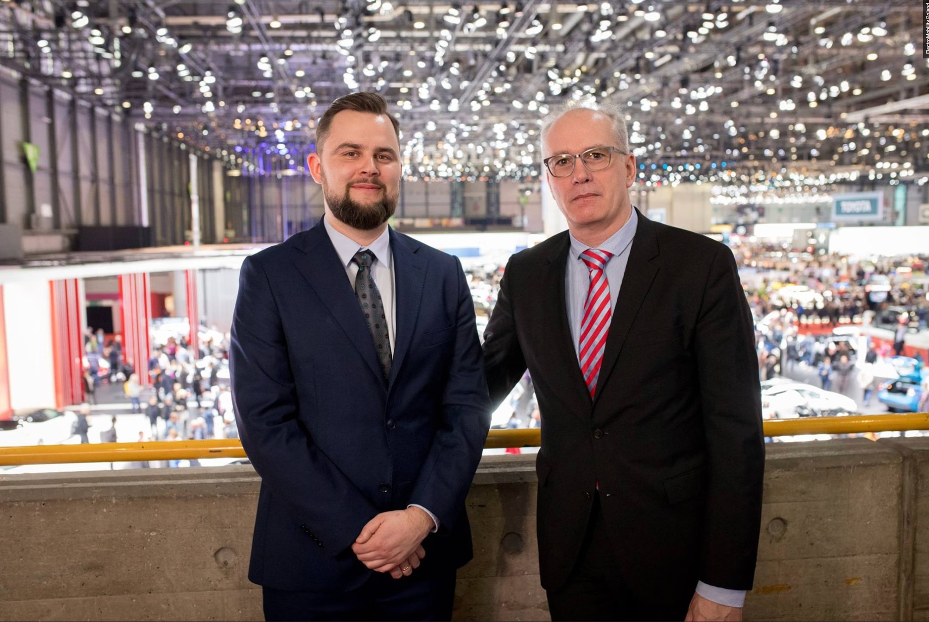Piotr Zaremba (ówczesny szef ElectroMobility Poland) oraz Andreas Quanz (EDAG) podczas Geneva International Motor Show