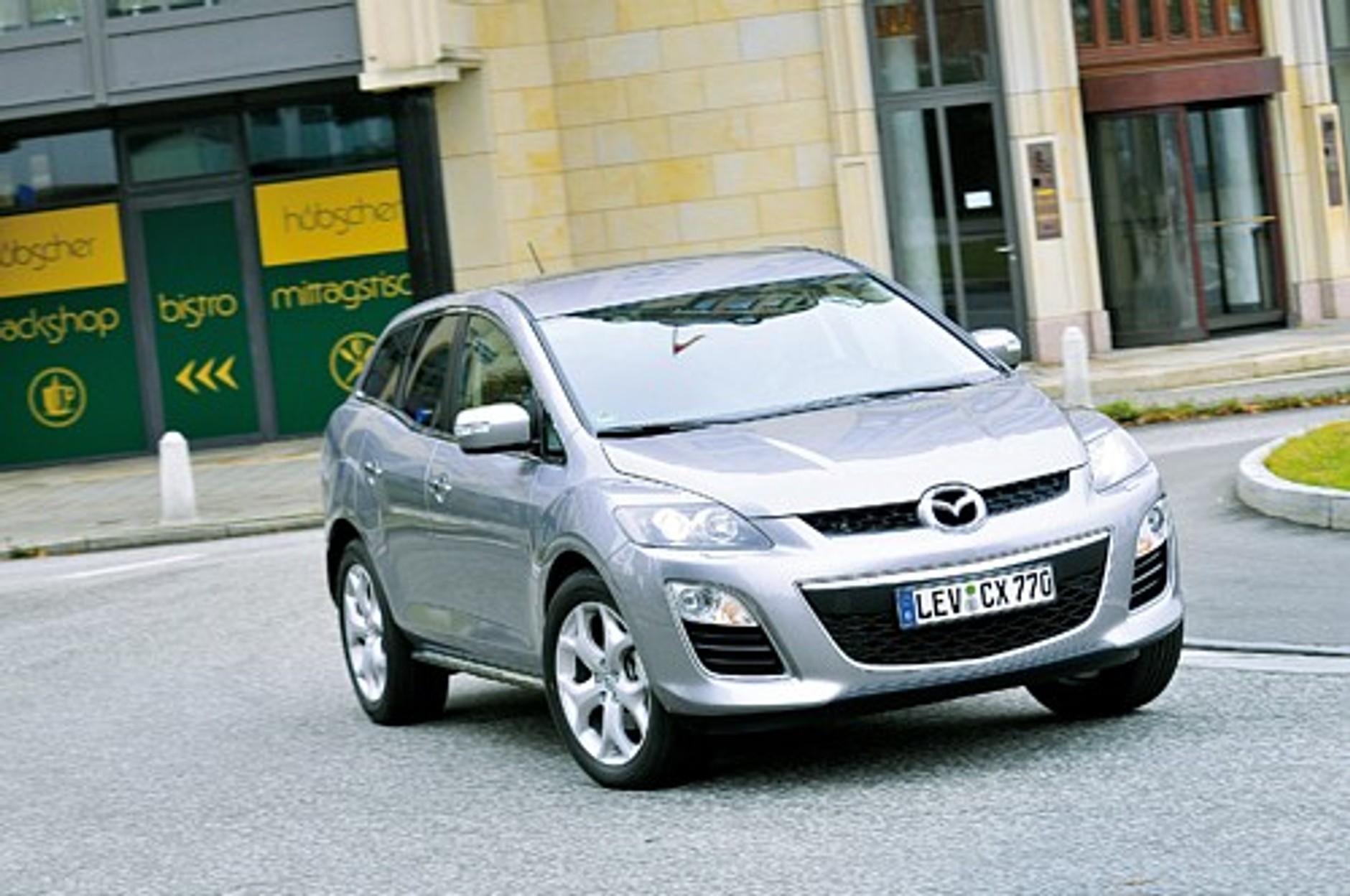 SUV-y  na wyższym poziomie: Mazda CX7 kontra Audi Q5 i Kia Sorento