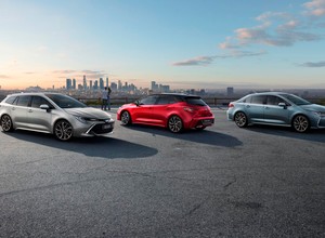 Toyota Corolla z nowym systemem multimedialnym i nowymi kolorami