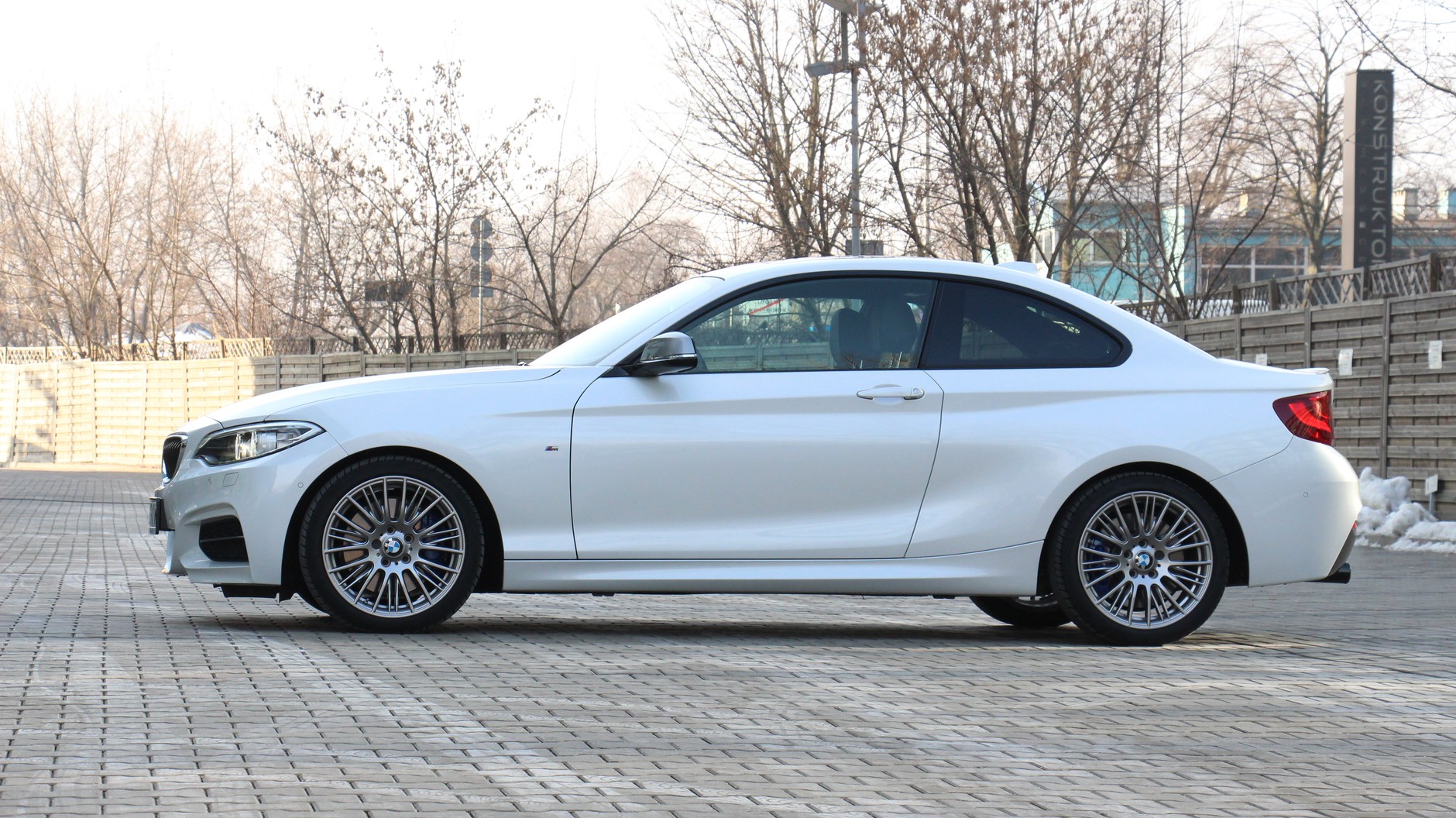 BMW M240i xDrive Coupe