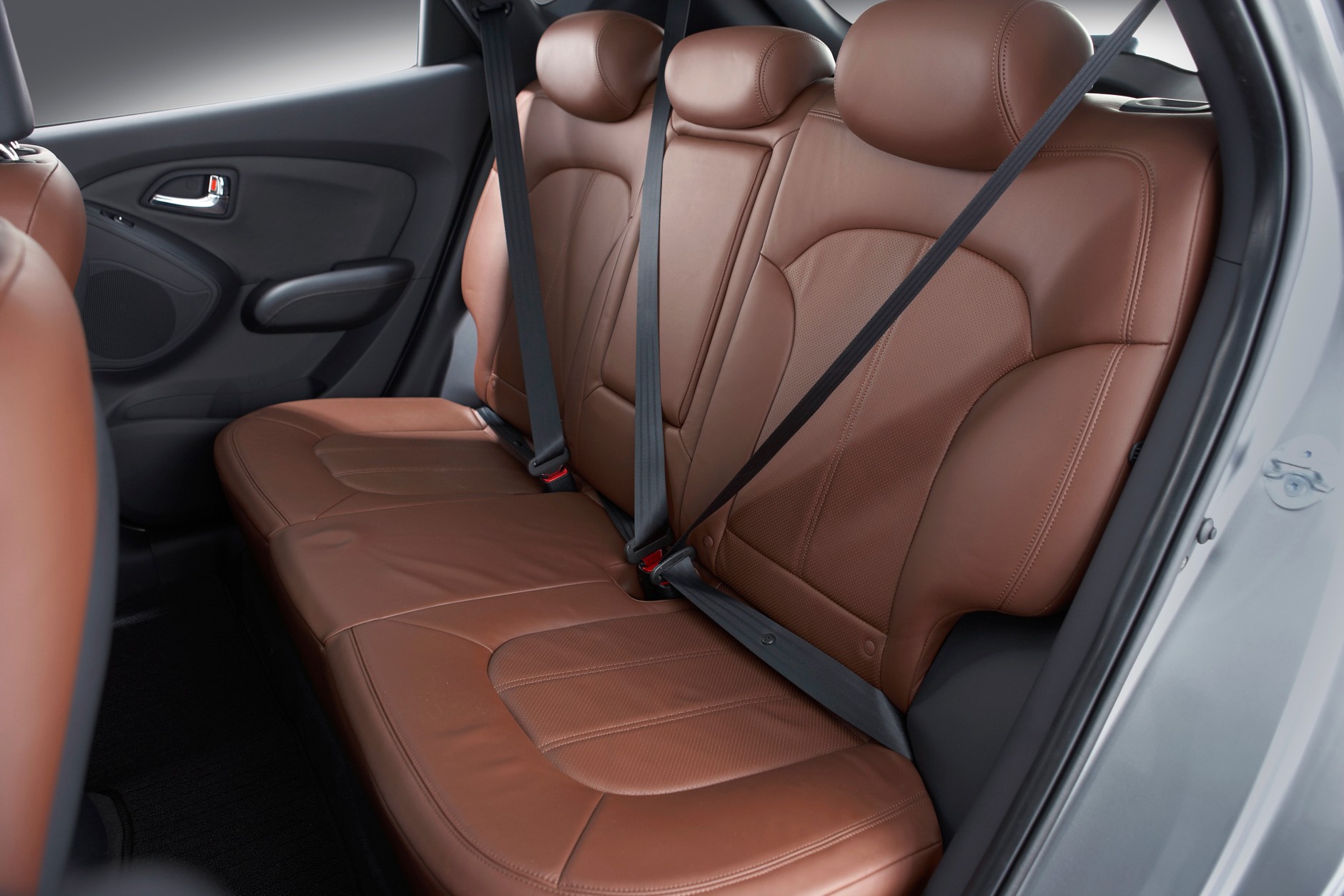 Hyundai ix35: po asfalcie i po błocie, po twardym i po miękkim - nowy gracz w segmencie SUV