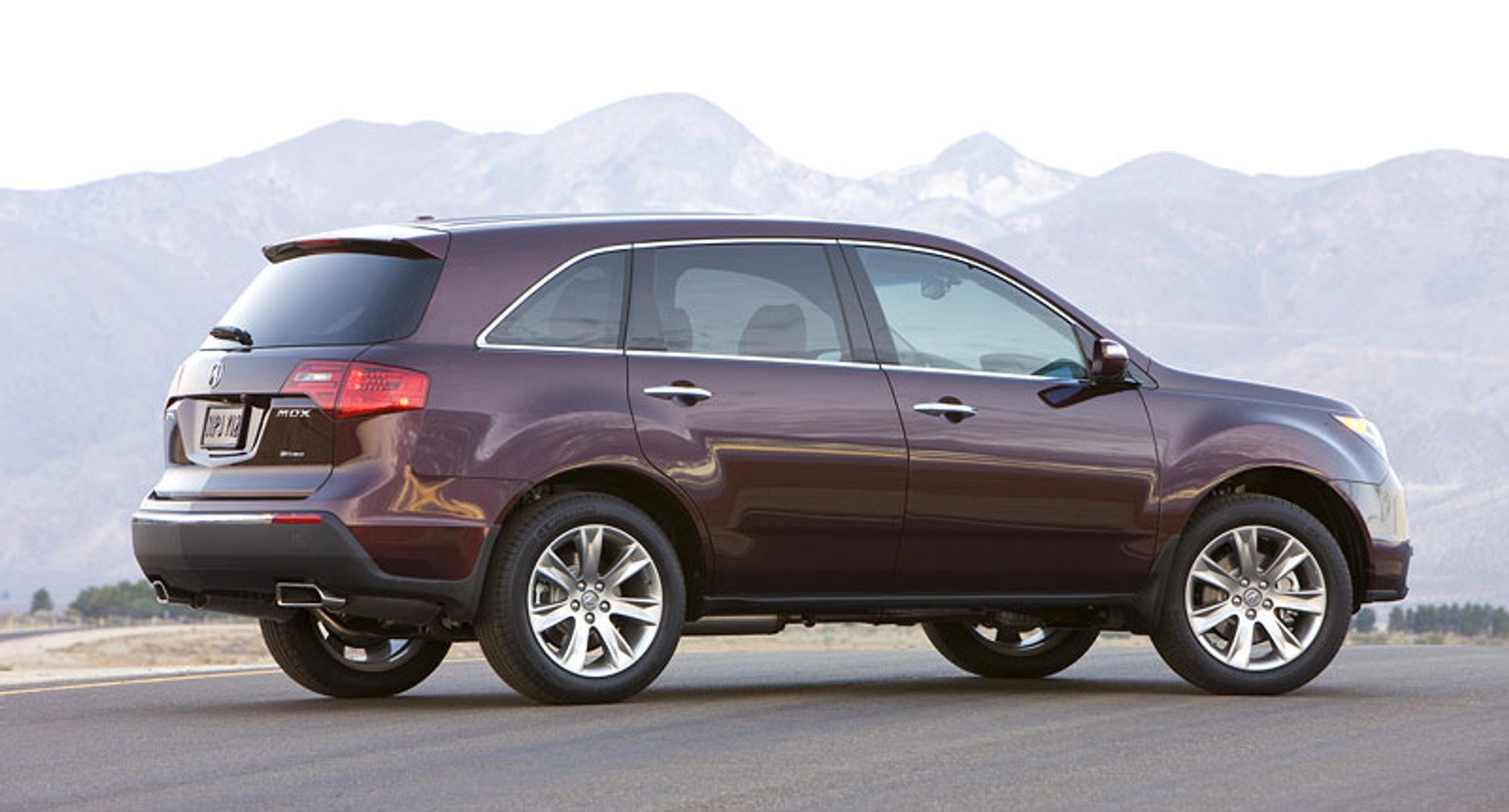 Acura MDX: facelifting siedmioosobowego modelu SUV na rok 2010