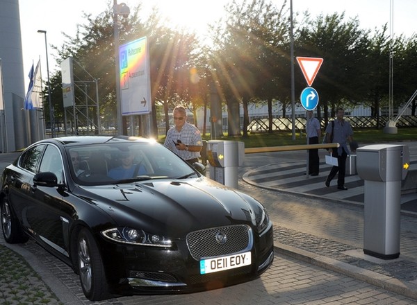 Ile pali najoszczędniejszy Jaguar wszechczasów?