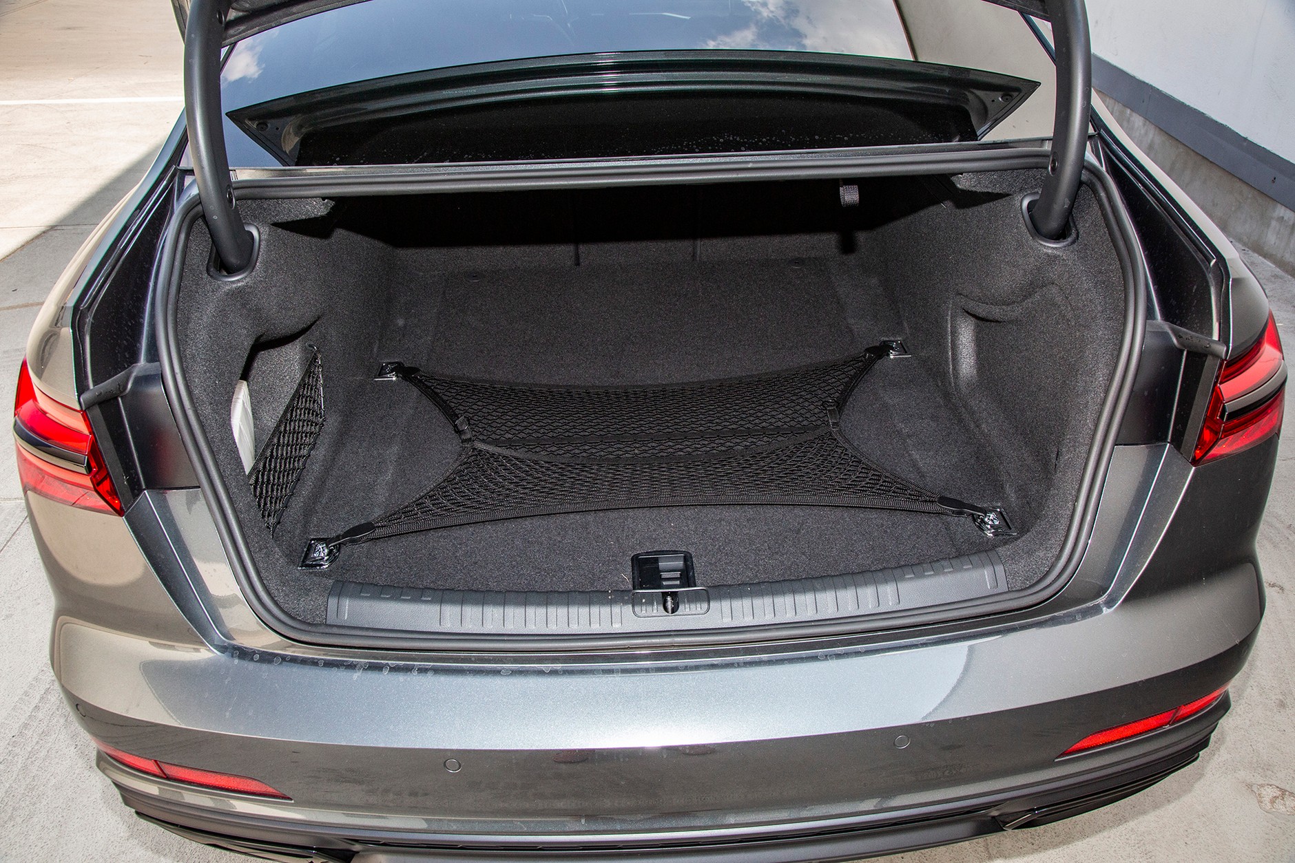 Test Audi A6 55 TFSI Quattro - szybko, cicho i gładko