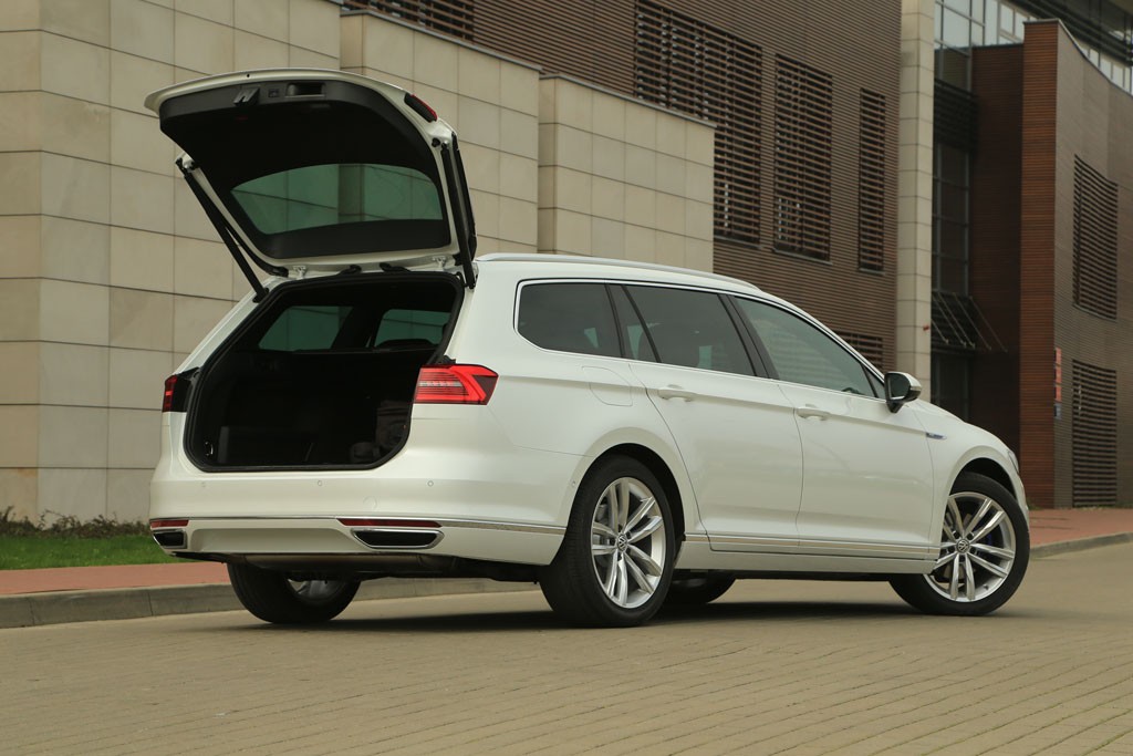 Test Volkswagena Passata GTE