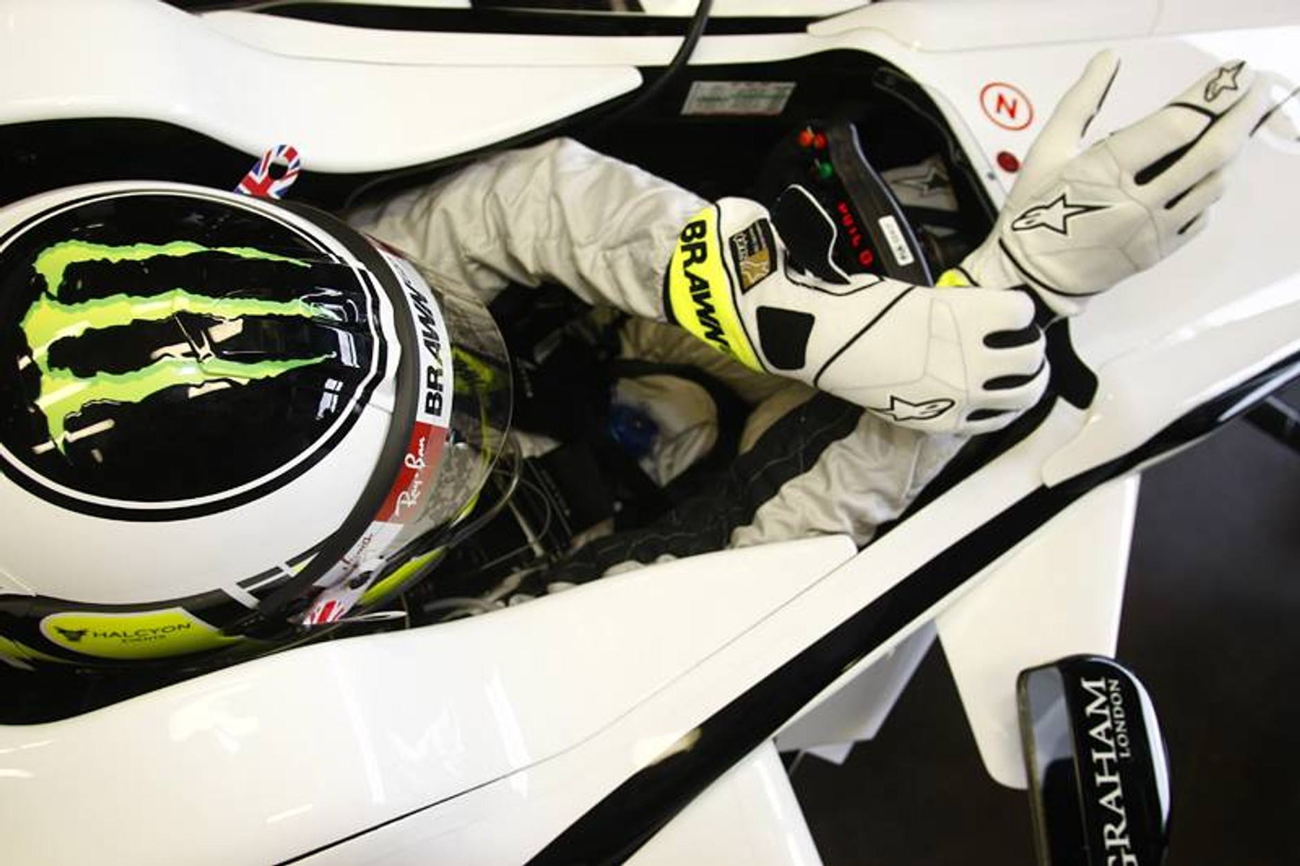 Grand Prix Niemiec 2009: rozpędzony Red Bull Racing dogania Brawn GP (fotogaleria)