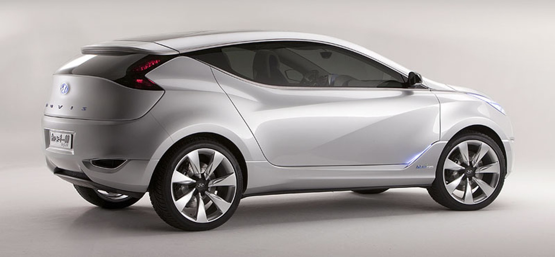 Hyundai Nuvis: nadchodzi nowy crossover (fotogaleria)