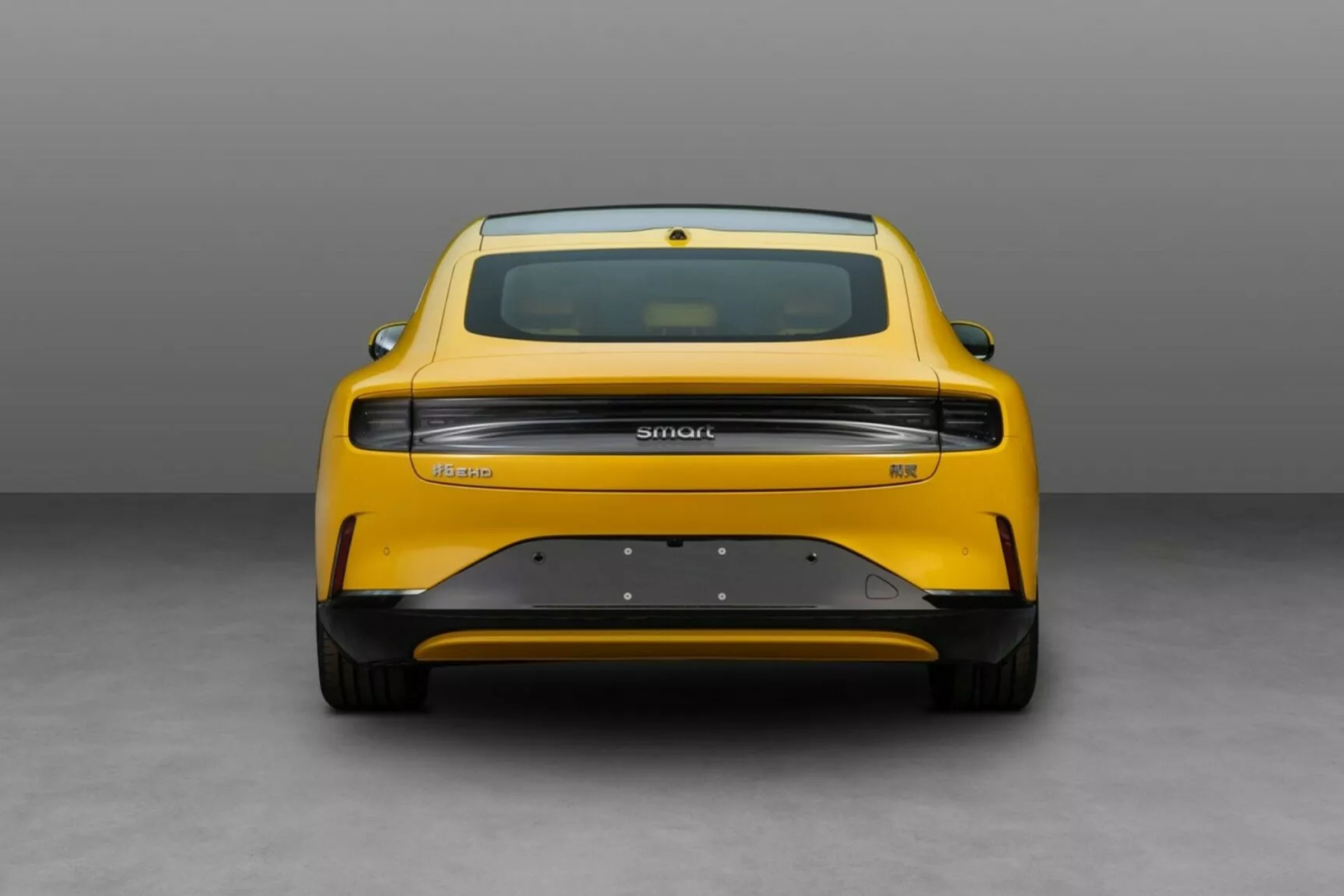 Nowy Smart #6 jest wielki jak niemieckie limuzyny. I wcale nie jest elektrykiem