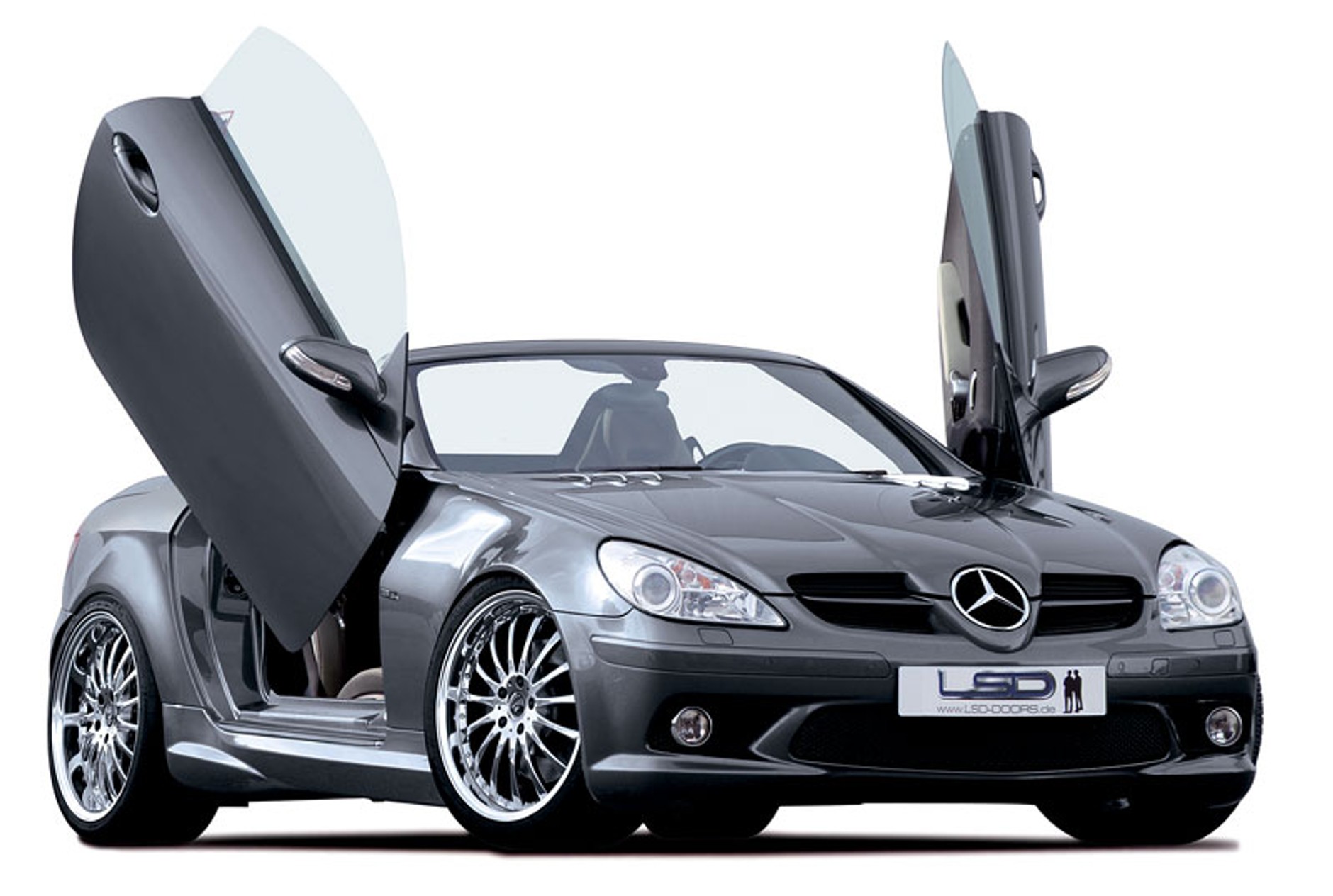 LSD Mercedes SLK: drzwi w stylu skrzydeł motyla