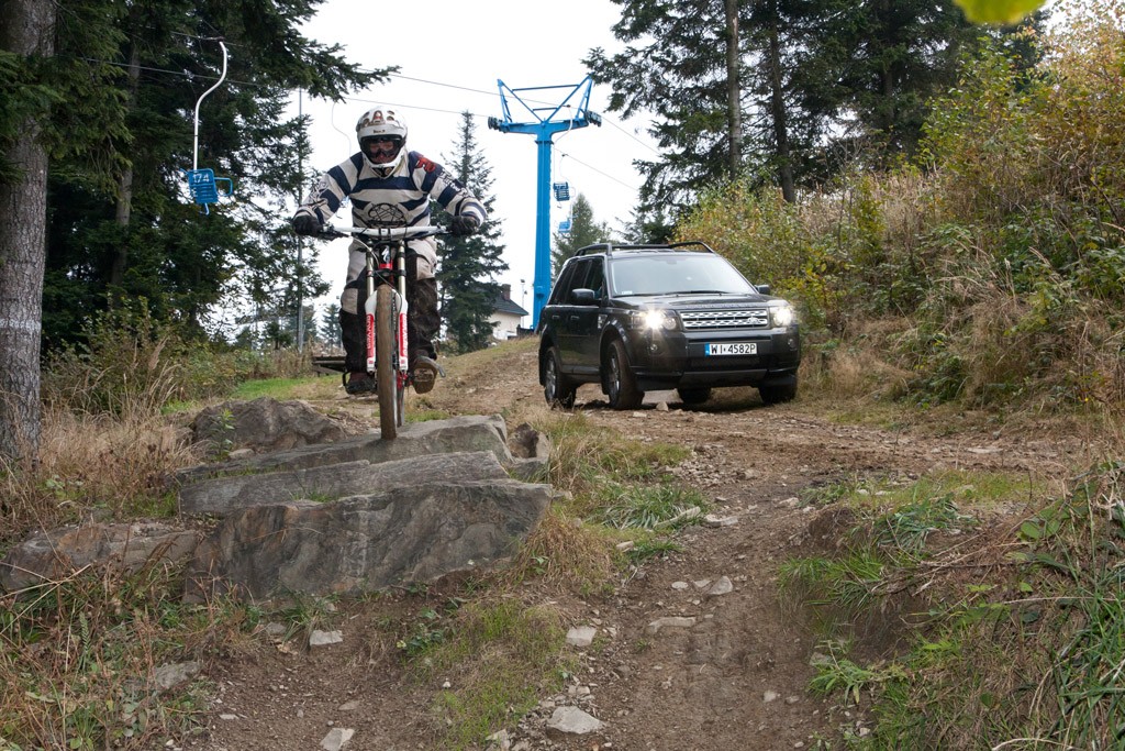 Sporty w terenie downhill: czyli, ostre zjazdy
