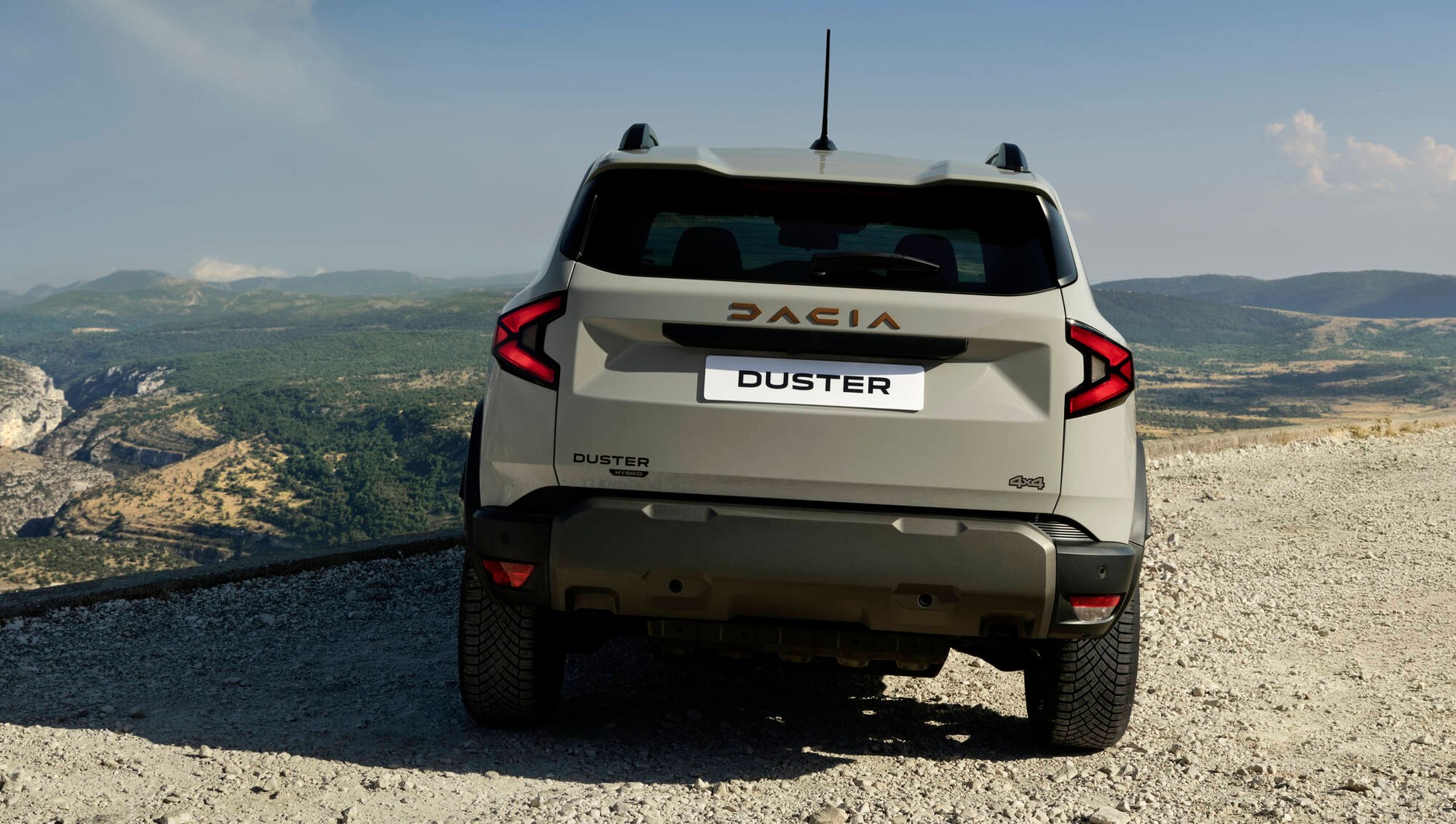 Dacie Duster i Bigster w wersji hybrid-G 150 4x4