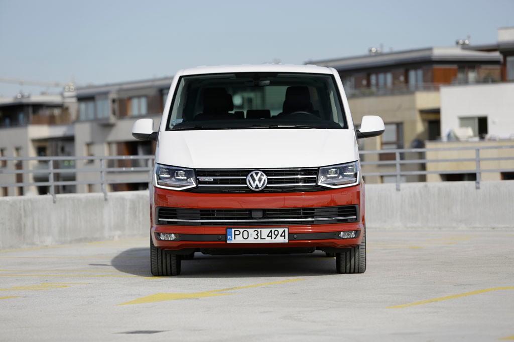 Volkswagen T6 Multivan Generation Six - wygoda dla 7 osób