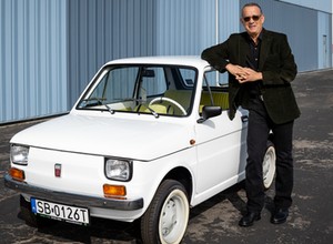 Fiat 126p Toma Hanksa sprzedany za prawie 360 tys. zł