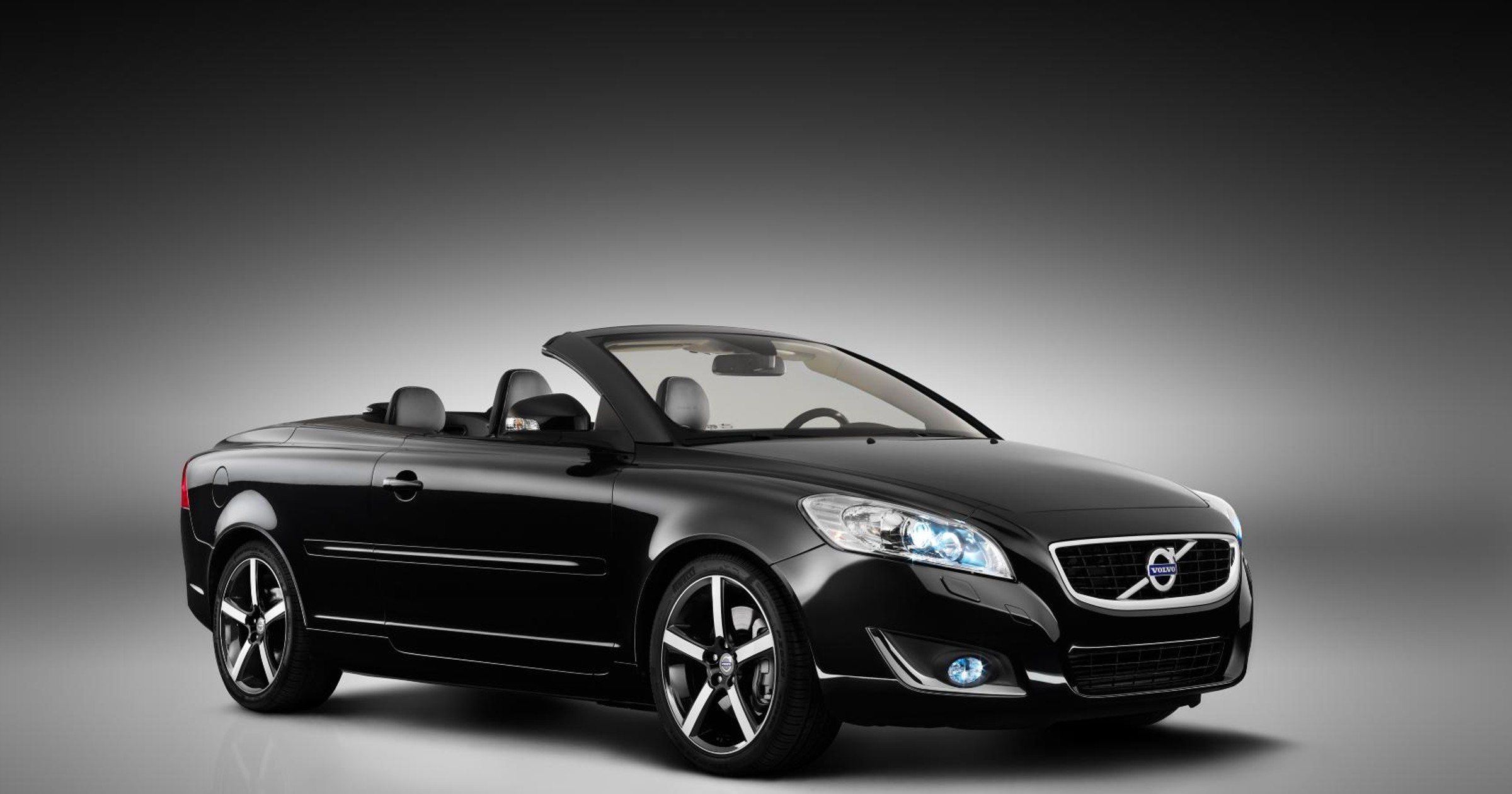 Odświeżone Volvo C70