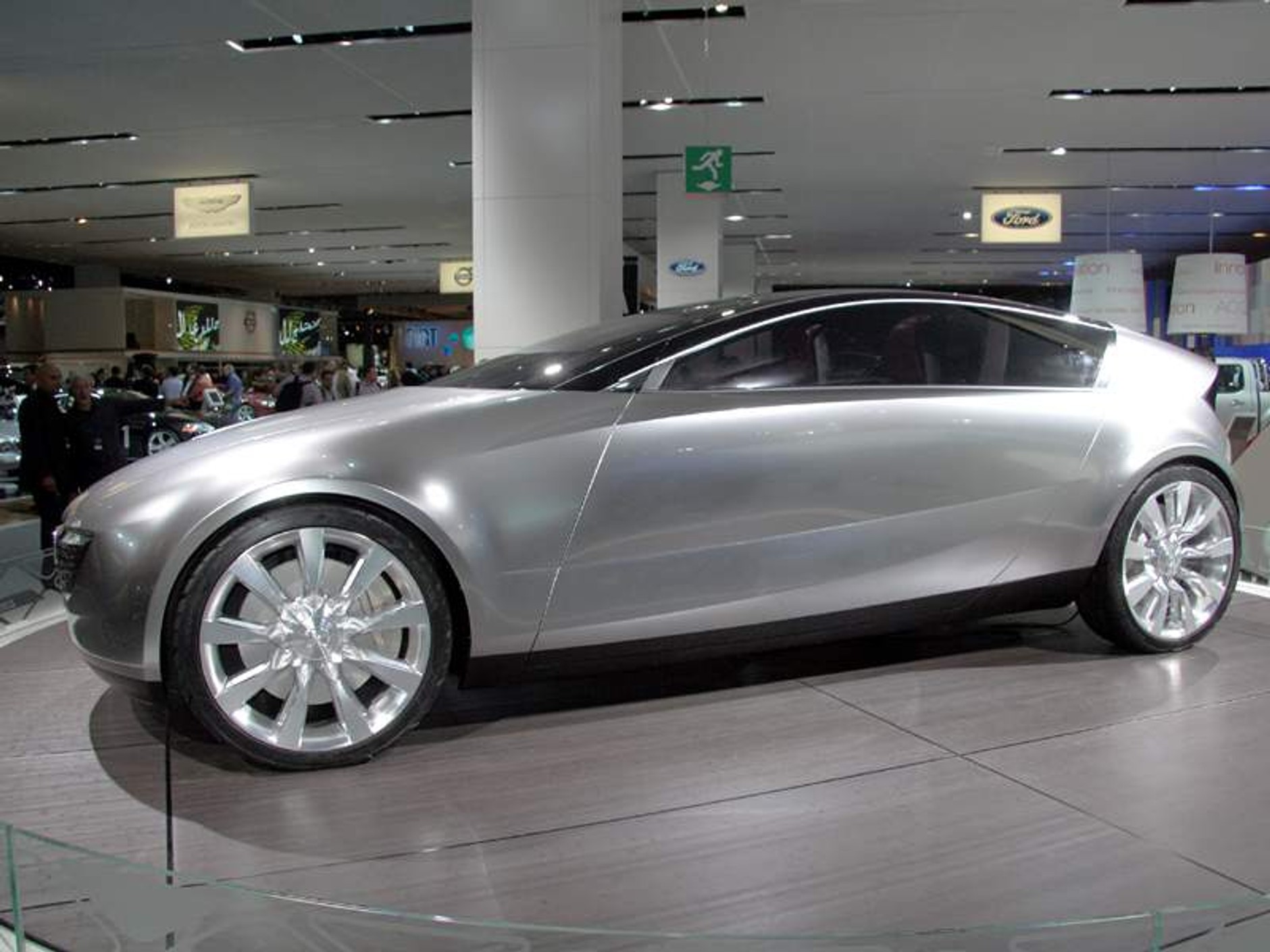 Paryż na żywo: fotogaleria z targów – Drugi dzień targów