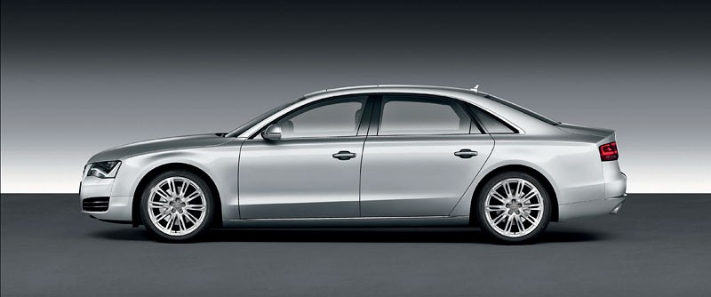 Pekin 2010: Audi A8 L W12 quattro – 500 KM i większy komfort dla Chińczyków
