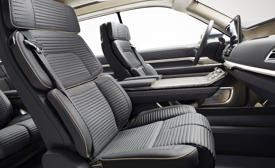 Lincoln Naviagtor Concept