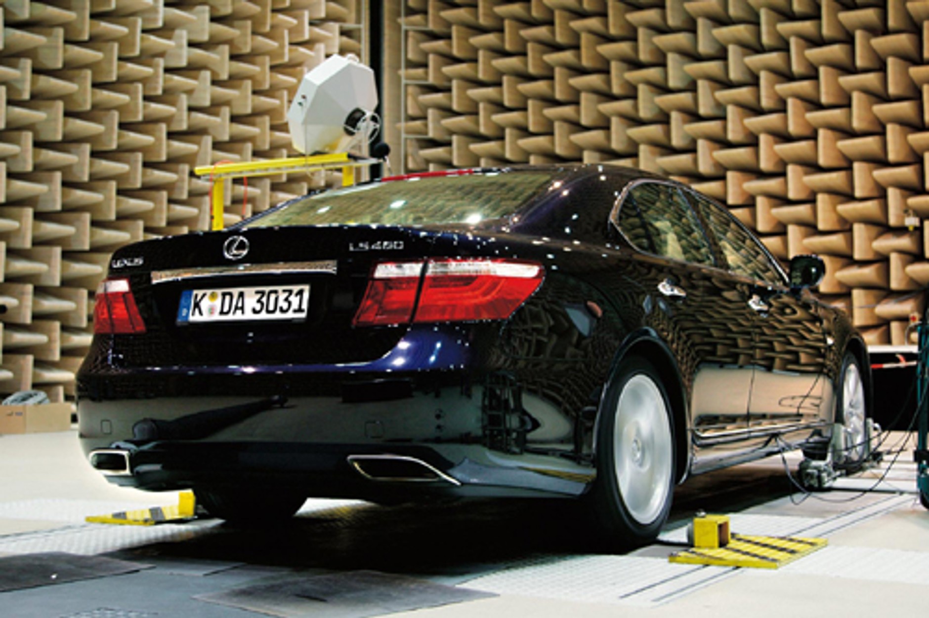 Czy auta rzeczywiście są ciche?