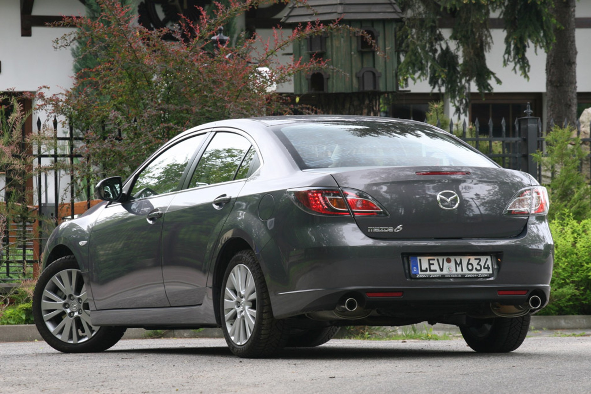 Ford Mondeo kontra Mazda 6 i Honda Accord: używane limuzyny dla rodziny