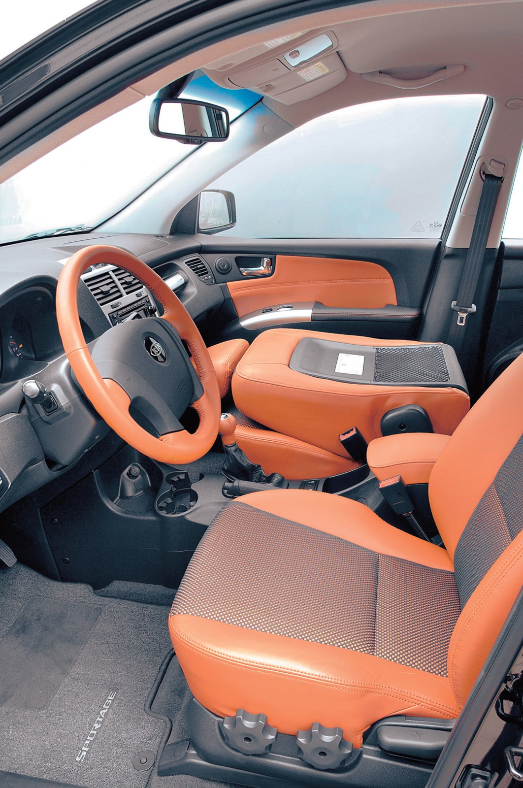 Honda CR-V kontra Kia Sportage i Suzuki Grand Vitara: nie każdy z nich lubi wypady w teren