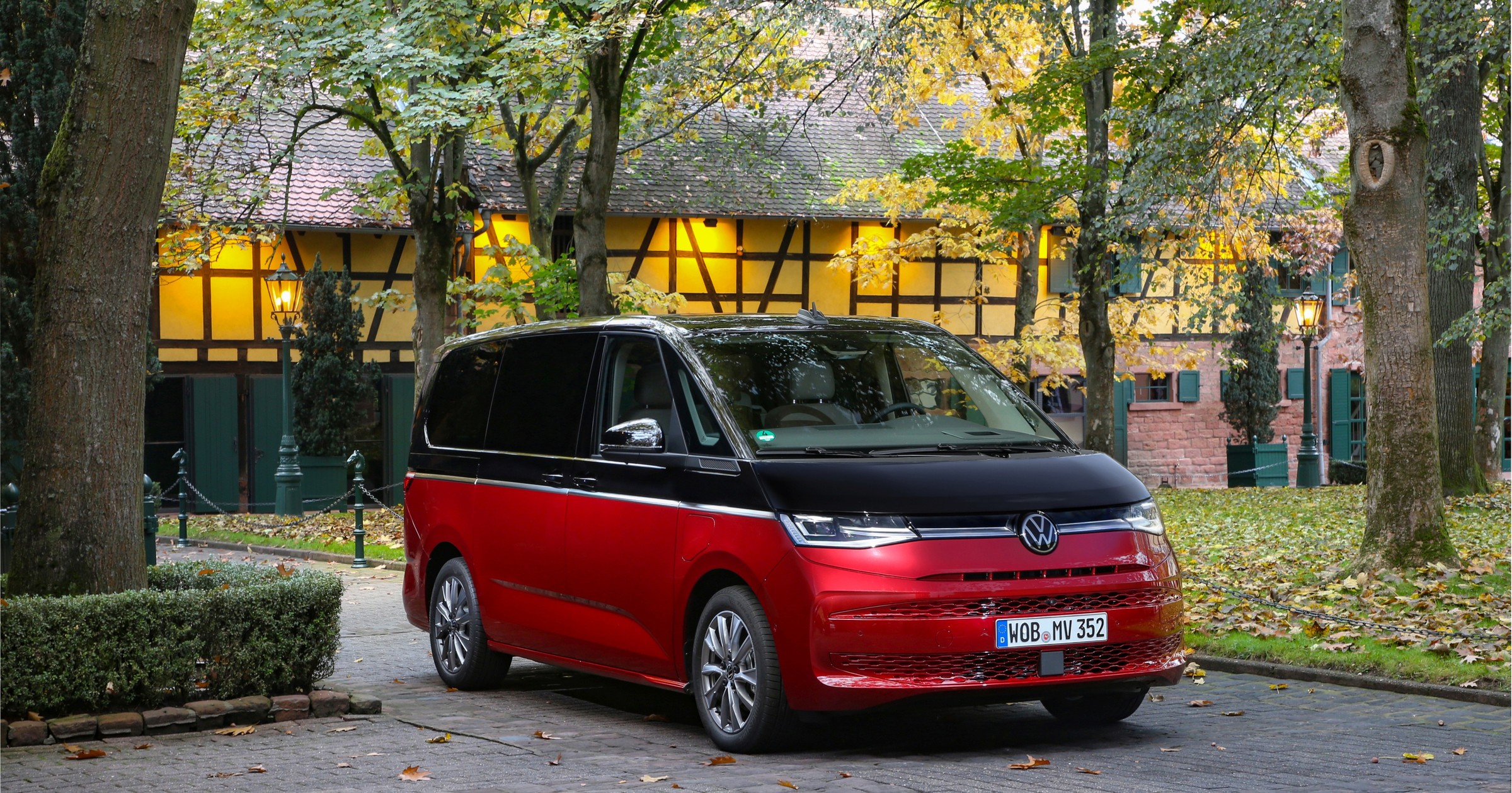 Nowy Volkswagen Multivan - Moto Awards 2021