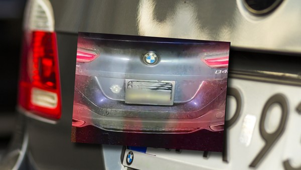 BMW z systemem ukrywania tablic rejestracyjnych. Ten kierowca z USA dostał 292 mandaty