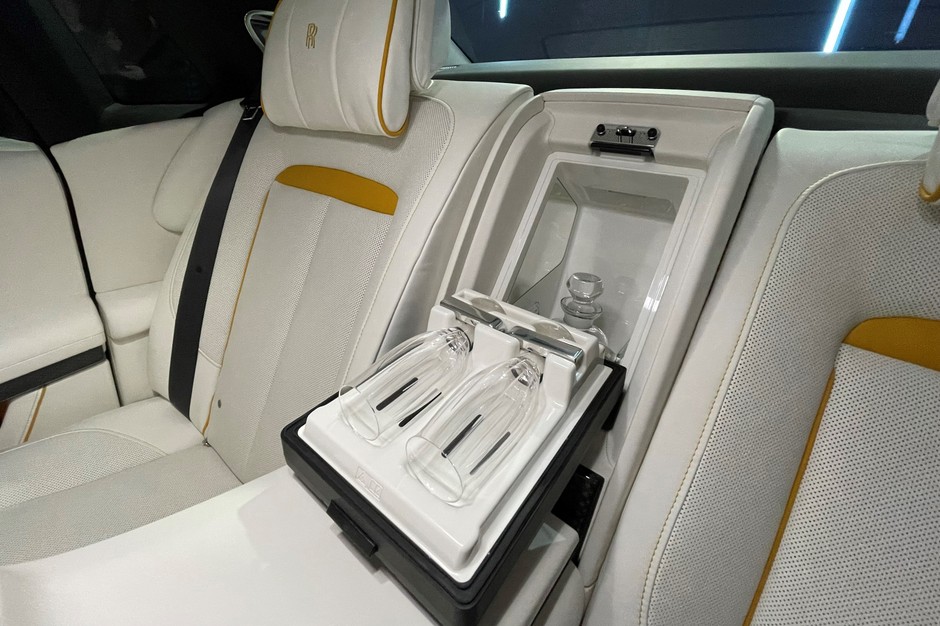 Rolls-Royce Ghost Black Badge