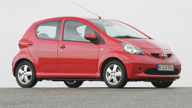 30 - Toyota AYGO (I)