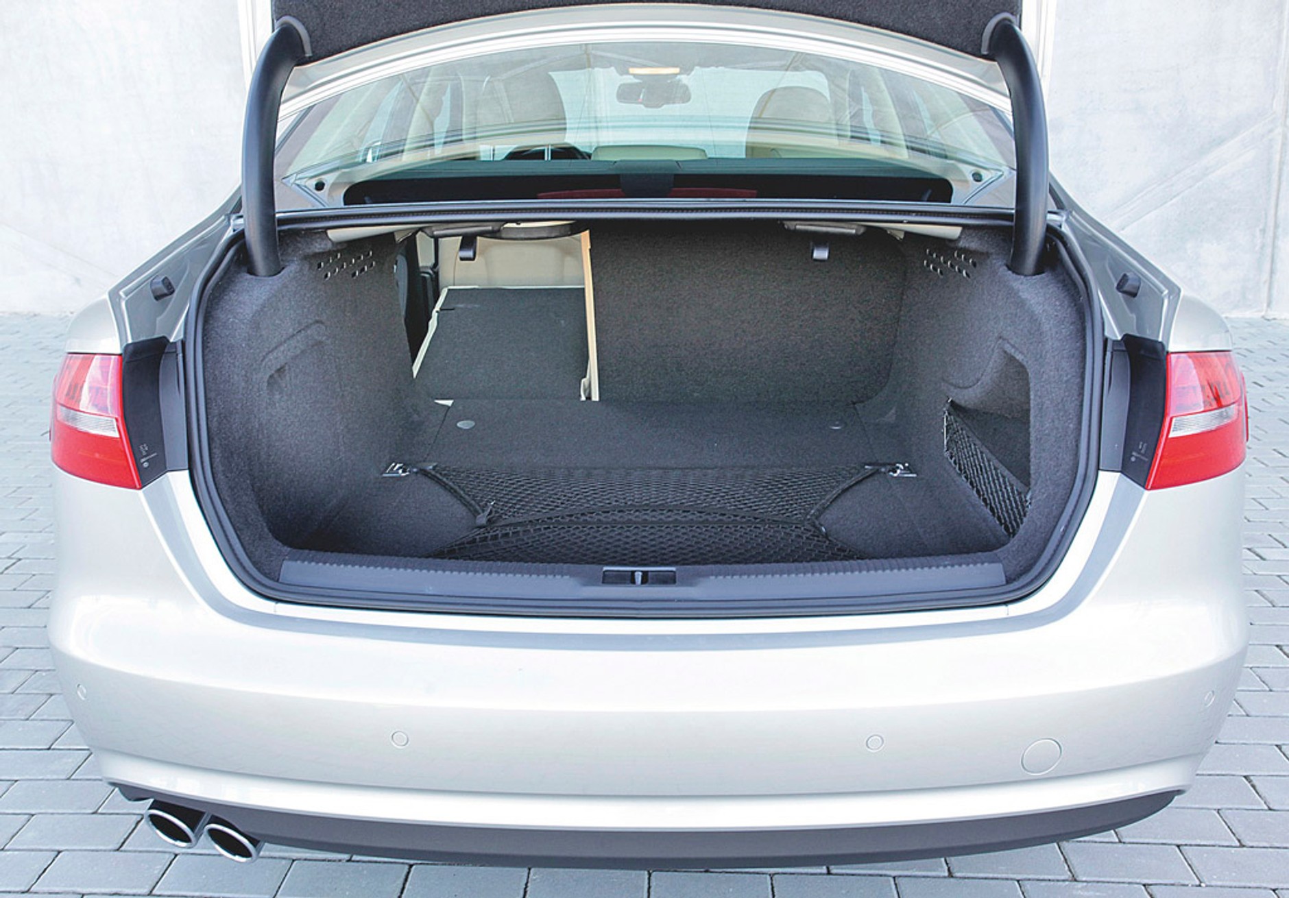 Audi A4 kontra BMW serii 3: bawarskie derby