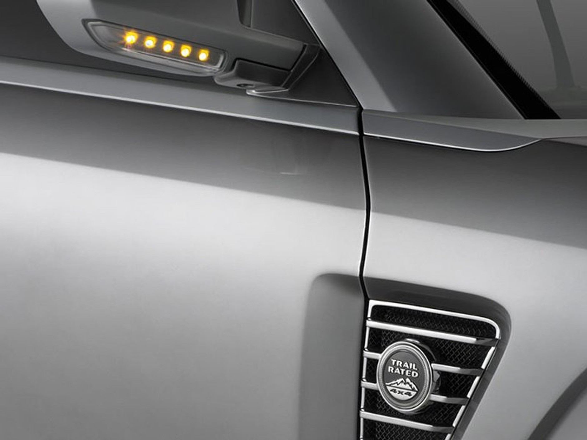 Jeep Trailhawk – ubrany i rozebrany