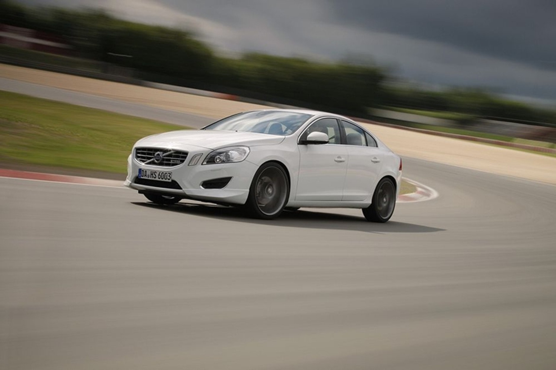 Volvo S60 – zły dotyk Heico boli całą drogę