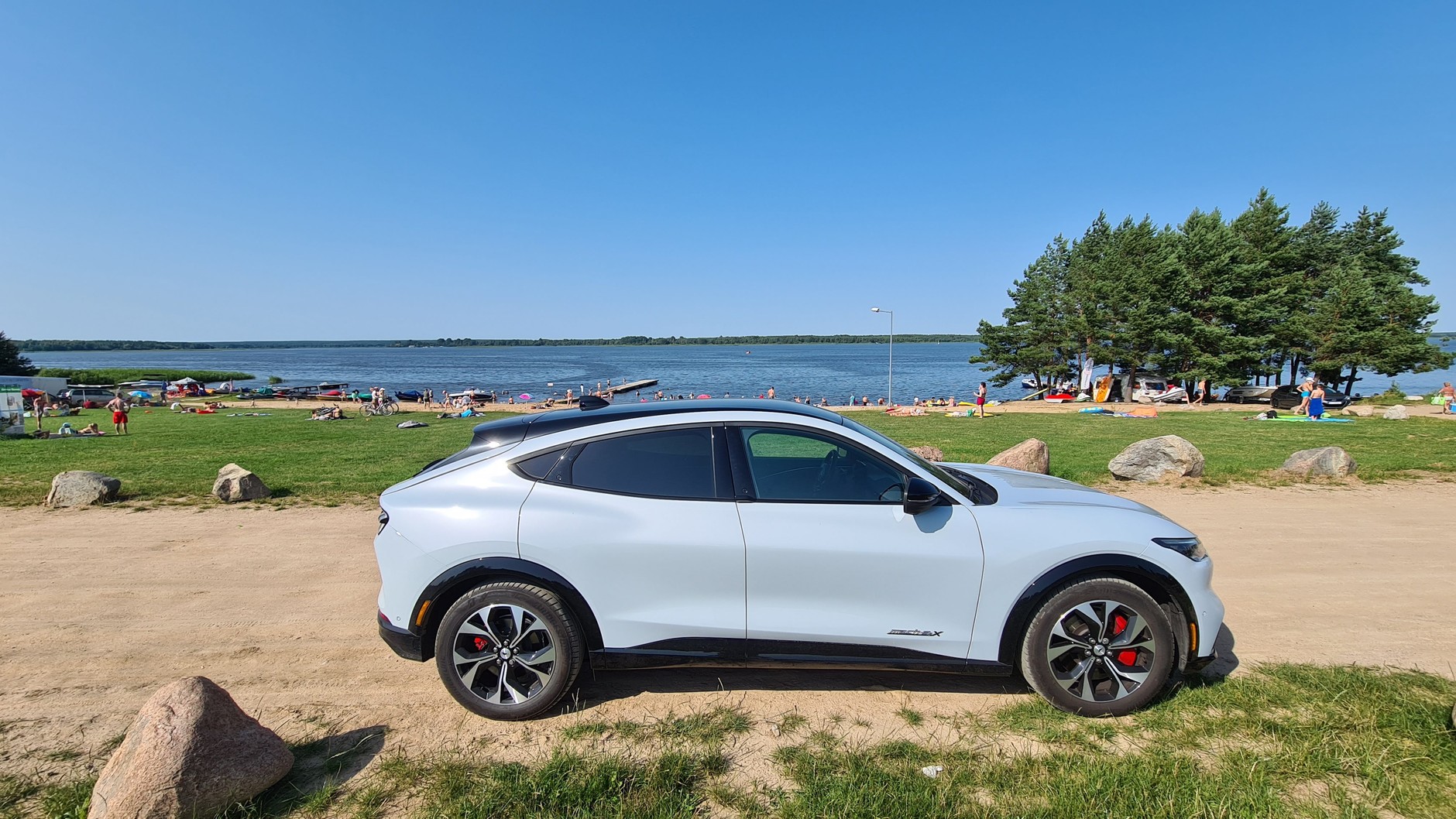 Ford Mustang Mach-E AWD 98 kWh