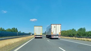 Ostatni weekend (prawie) bez ciężarówek na drogach. Wyjątków jest dużo