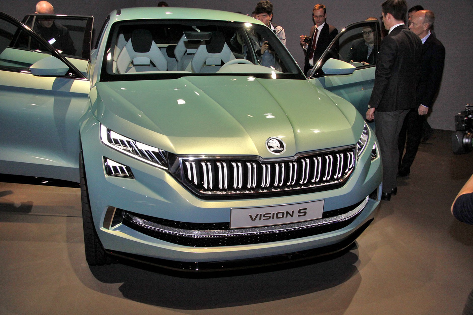 Skoda VisionS