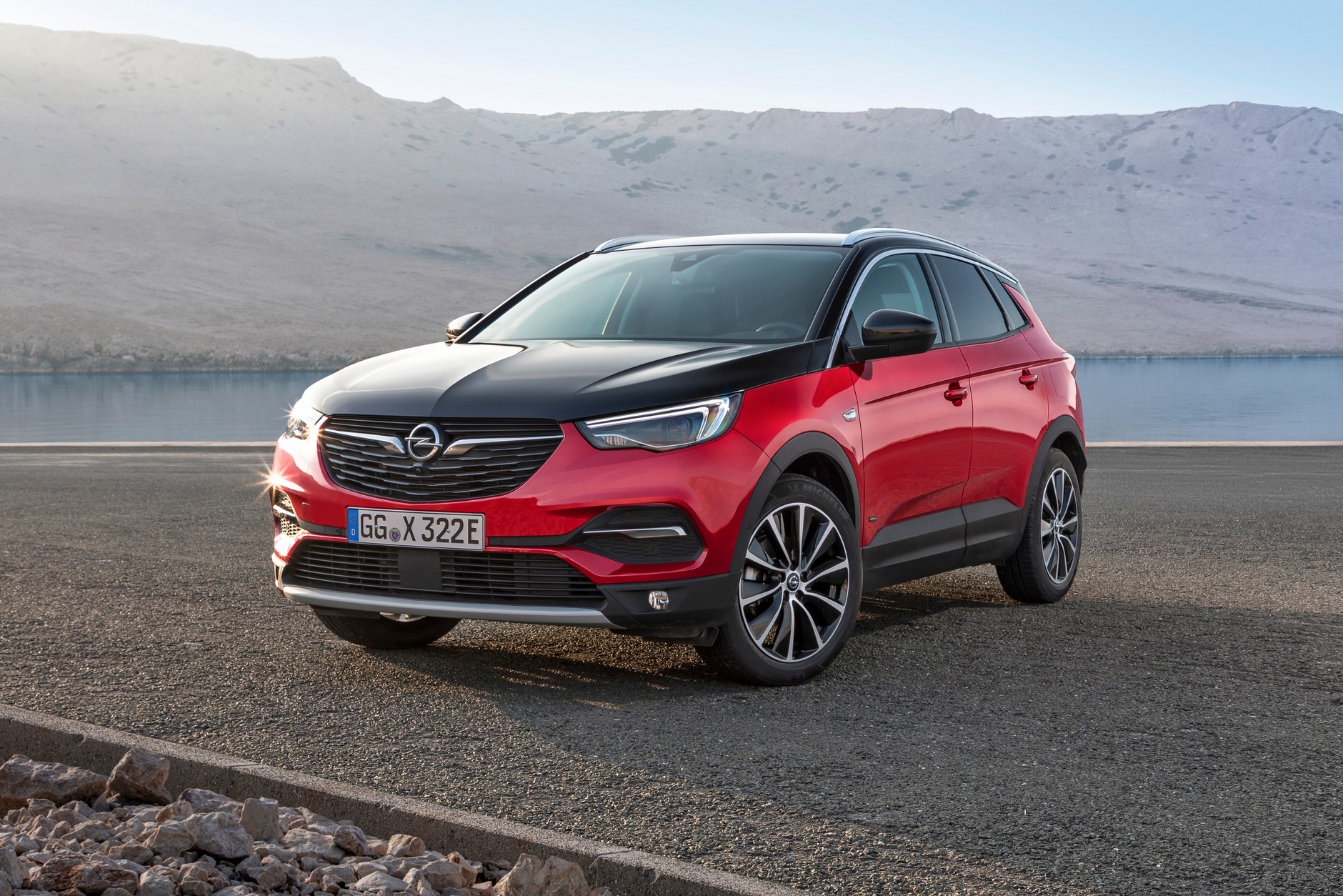 Opel Grandland X Hybri4