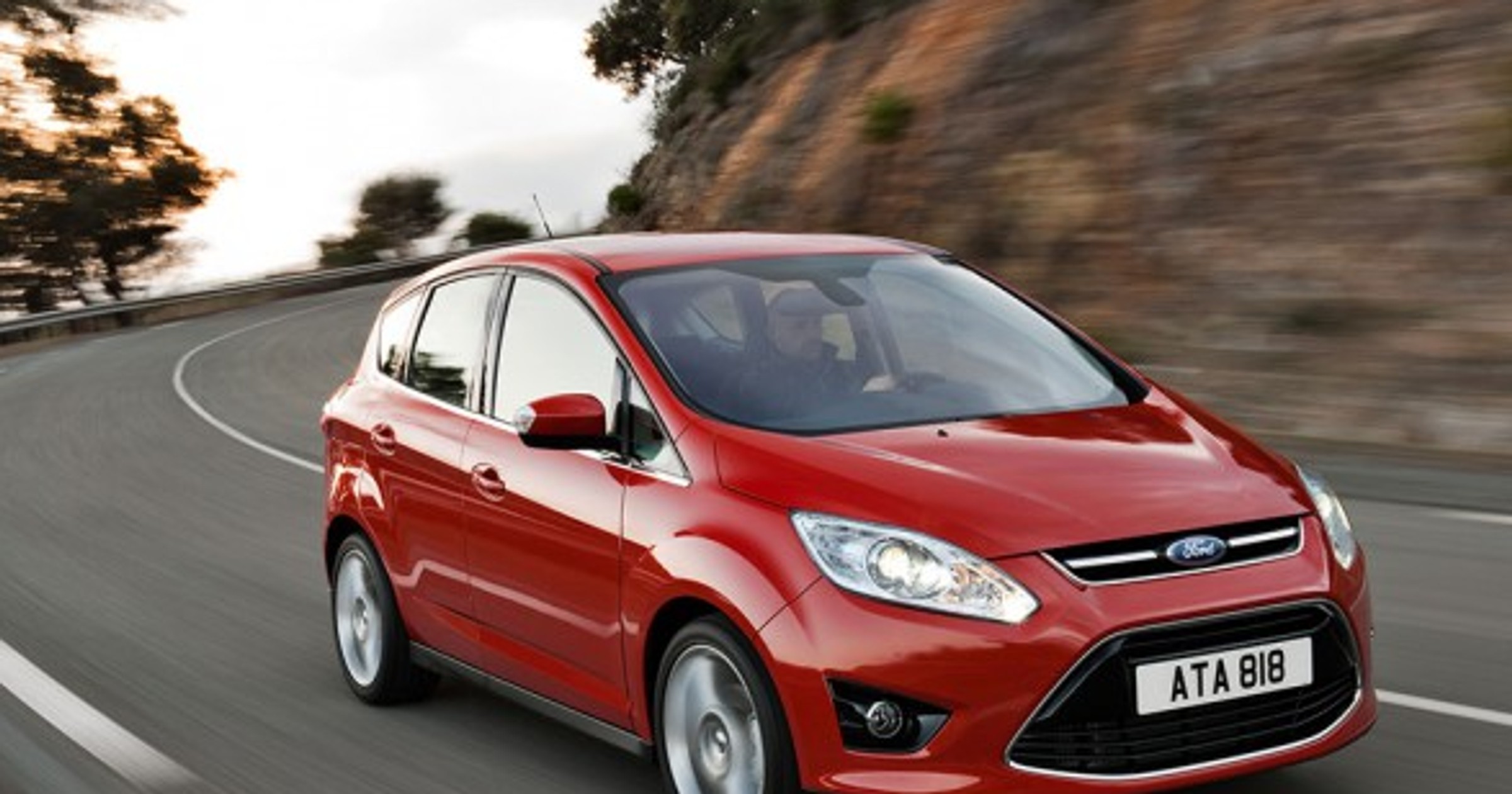 Nowy Ford C-MAX ulubieńcem Europejczyków