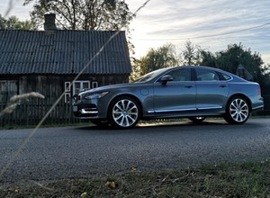 Volvo S90 2.0 T8 AWD Plug-in Hybrid Inscription – dwa litry z prądem
