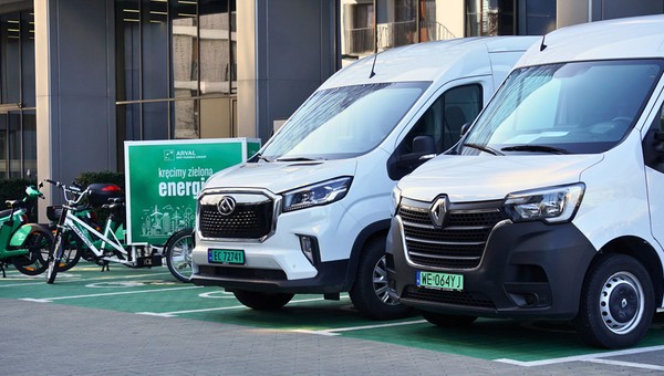 Porównali zasięgi "pustych" oraz załadowanych elektryków. Nawet ponad 30 proc. różnicy